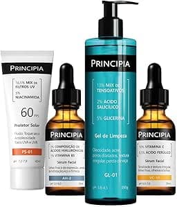 Principia Kit Essencial com quatro fórmulas: um gel de limpeza com mix de tensoativos + salicílico + glicerina, um sérum de vitamina C + ferúlico, um sérum de composição de ácidos hialurônicos + vit.B5 e um protetor solar fluido antioleosidade com mix de filtros UV + niacinamida, FPS 60, toque seco e com eficácia contra raios UVA e UVB.